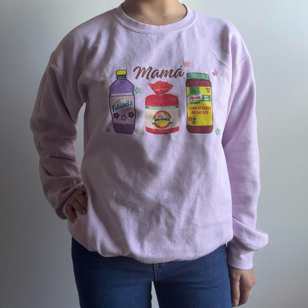Gildan Light Pink Sweatshirt with Graphic Design